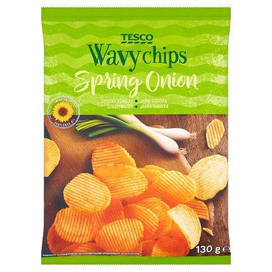 Tesco Smažené bramborové lupínky jarní cibulka 130g
