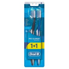 Oral-B Pro-Expert CrossAction All-In-One Manual Toothbrush Medium x2