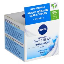 Nivea Refreshing Day Cream Normal Skin SPF 15 50ml