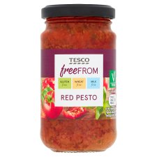 Tesco Free From Pesto ze sušených rajčat, bazalky, tofu a piniových oříšků 190g