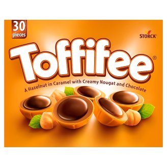 Storck Toffifee Celá jádra lískových ořechů v karamelu s lískoořechovým krémem a čokoládou 250g