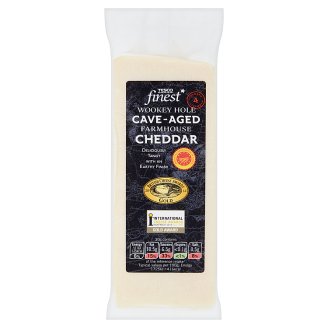 Tesco Finest Cheddar sýr polotvrdý plnotučný 190g