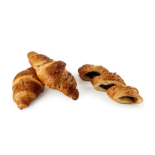 Tesco Croissant with Hazelnut Cocoa Filling with Butter 72g Tesco
