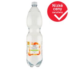 Tesco Ochucená minerální voda s příchutí pomeranč jemně perlivá 1,5l