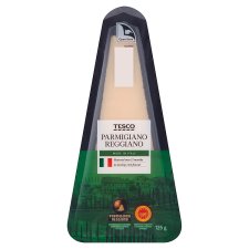 Tesco Parmigiano Reggiano Semi-Fat, Extra Hard Cheese 125 g