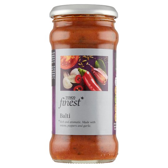 Tesco Finest Balti paradicsom alapú szósz vöröshagymával, zöld- & pirospaprikával, fűszerekkel 350 g