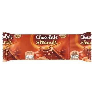 Tesco vanília és csokoládéízű jégkrém csokoládéízű szósszal és földimogyoró darabokkal 95 ml