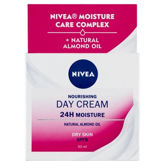 NIVEA Essentials tápláló nappali arckrém száraz és érzékeny bőrre 50 ml