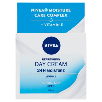 NIVEA Aqua Effect hidratáló nappali arckrém E-vitaminnal normál és vegyes bőrre 50 ml