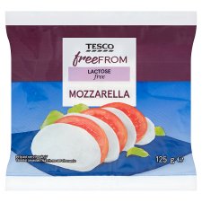 Tesco Free From Mozzarella Lactose Free, Semi-Fat, Soft Cheese in Brine 125 g