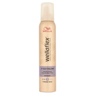 Wella Wellaflex 2nd Day Volume Strong Hold hajhab 200 ml