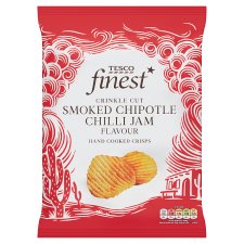 Tesco Finest füstölt chipotle chilipaprikaszósz ízű hullámos burgonyachips 150 g