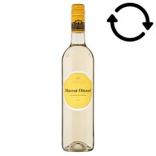 Juhász Felső-Magyarországi Muscat Ottonel félédes fehérbor 11,5% 750 ml