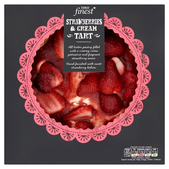 Tesco Finest QuickFrozen Cake with Strawberries & Cream Tart 537 g