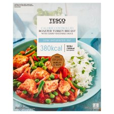 Tesco sült pulykahús paradicsomszószban curry fűszerekkel 380 g