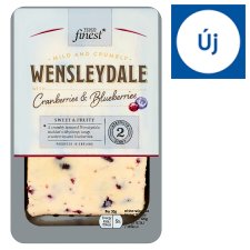 Tesco Finest Wensleydale zsíros, kemény sajt aszalt vörösáfonyával és feketeáfonyával 200 g