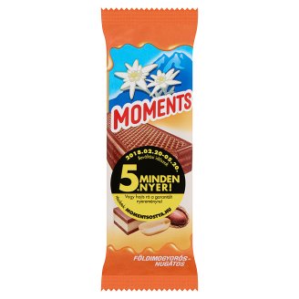 Moments szélein kakaós bevonatba mártott, földimogyorós-nugátos krémmel töltött ostyaszelet 50 g