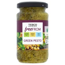 Tesco Free From Green Pesto Sauce with Basil, Tofu and Cashews 190 g