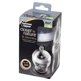 Tommee Tippee Closer to Nature Butelka ze smoczkiem o wolnym przepływie od 0 m 260 ml
