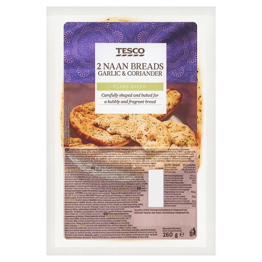 Tesco Chlebki naan o smaku czosnkowym posypane kolendrą 260 g (2 sztuki)