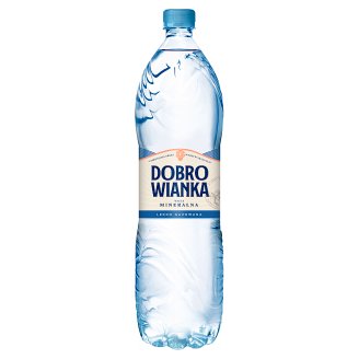 Dobrowianka Naturalna woda mineralna lekko gazowana 1,5 l