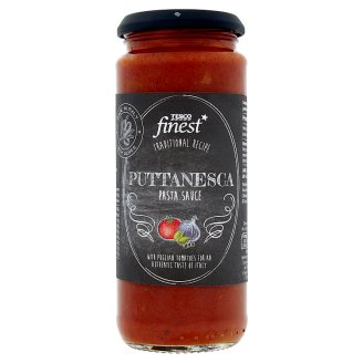 Tesco Finest Sos do makaronu z pomidorów oliwek kaparów i anchois 340 g