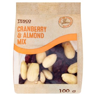 Tesco Mieszanka kandyzowanej suszonej żurawiny i migdałów blanszowanych 100 g