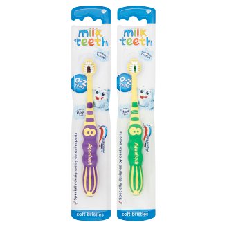 Aquafresh Milk Teeth zubná kefka
