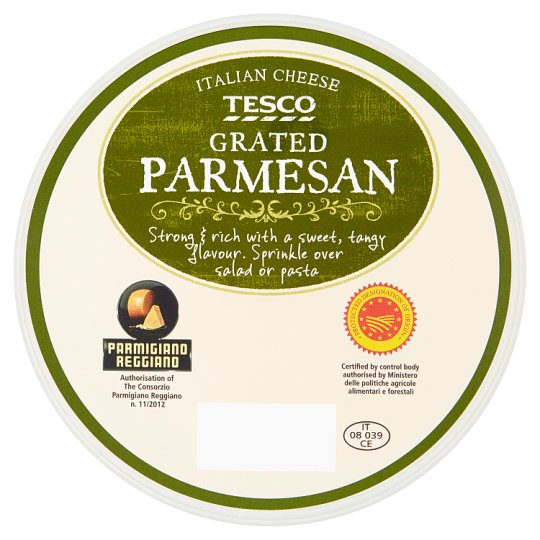 Tesco Parmigiano reggiono strúhaný polotučný tvrdý syr 100 g