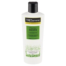 TRESemmé Flawless Waves kondicionér s kokosovým olejom pre vlnité a kučeravé vlasy 400 ml