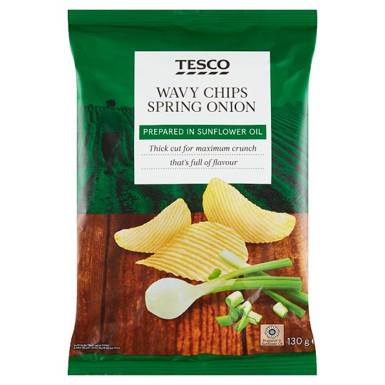 Tesco Wavy Chips Spring Onion 130 g Tesco Groceries