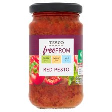 Tesco Free From Pesto studená omáčka zo sušených paradajok, bazalky, tofu a píniových orieškov 190 g