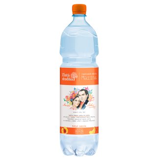 Zlatá Studňa Dotyk ovocia S príchuťou broskyňa jemne sýtená 1,5 l