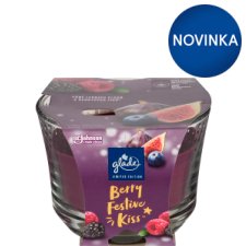 Glade Berry Festive Kiss Maxi parfumovaná sviečka 204 g