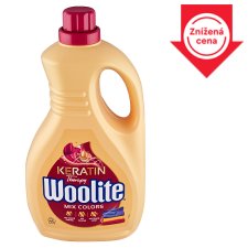 Woolite Keratin Therapy na farebnú bielizeň tekutý prací prípravok s keratínom 45 praní 2,7 l
