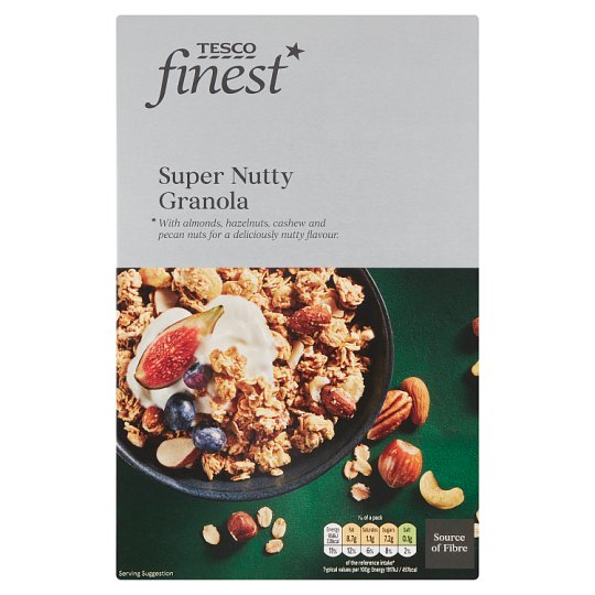 Tesco Finest Müsli s mandľami, kúskami lieskových orieškov, kešu a brazílskych orechov 500 g
