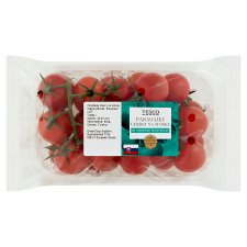 Tesco Cherry Tomatoes on the Stem 500 g