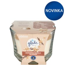 Glade Romantic Vanilla Blossom Maxi Scented Candle 204 g